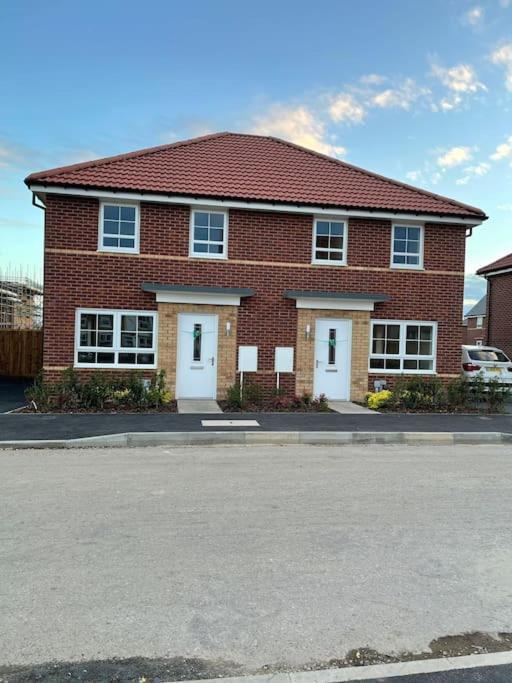 Cozy 3 Bed Sasha House In Beeston Nottingham 빌라 외부 사진